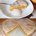 Een heerlijke Berlijnse stijl appeltaart, vers gebakken met appels en kruiden.